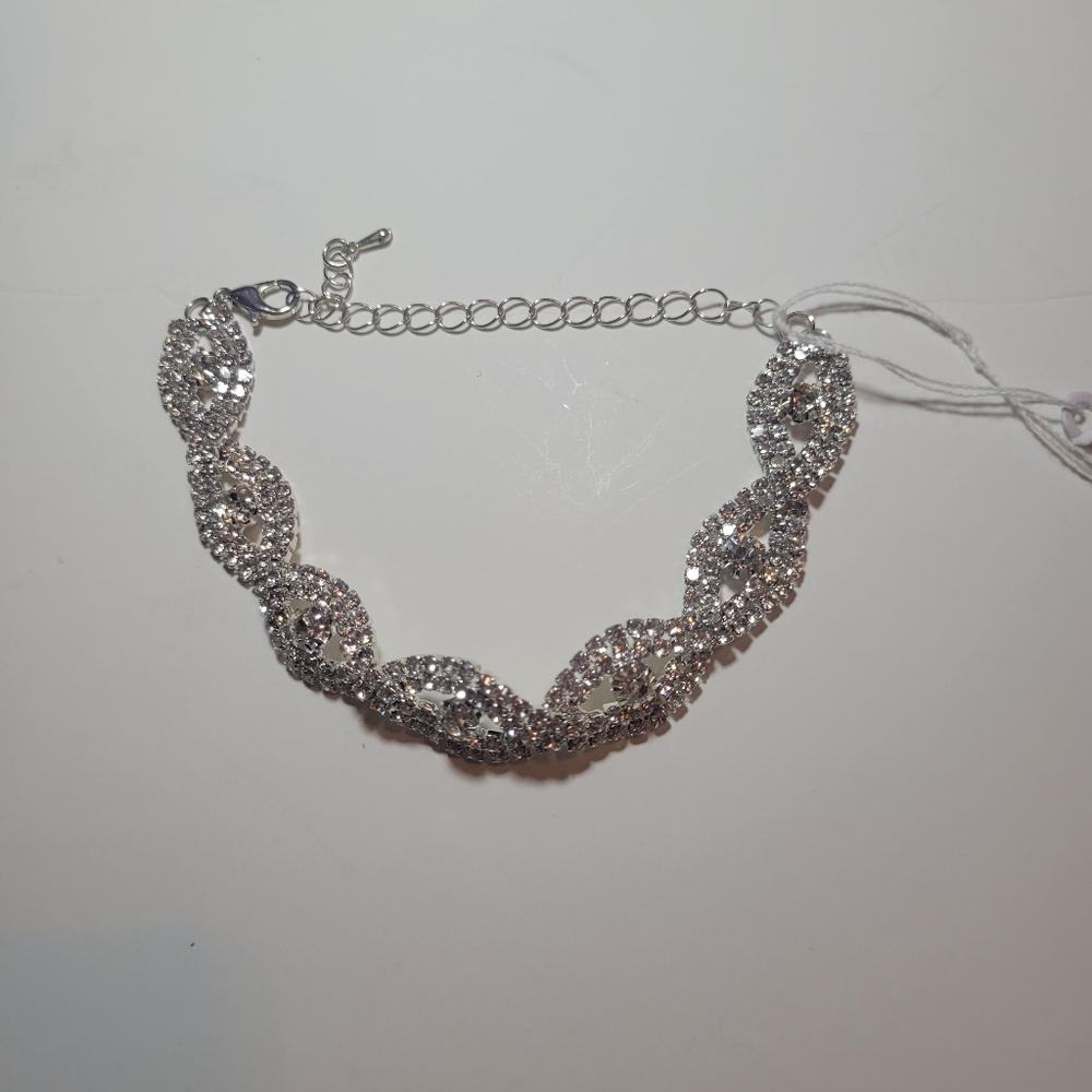 Statement Crystal Accent Bracelet NWOT Formal‎ Jewelry Party